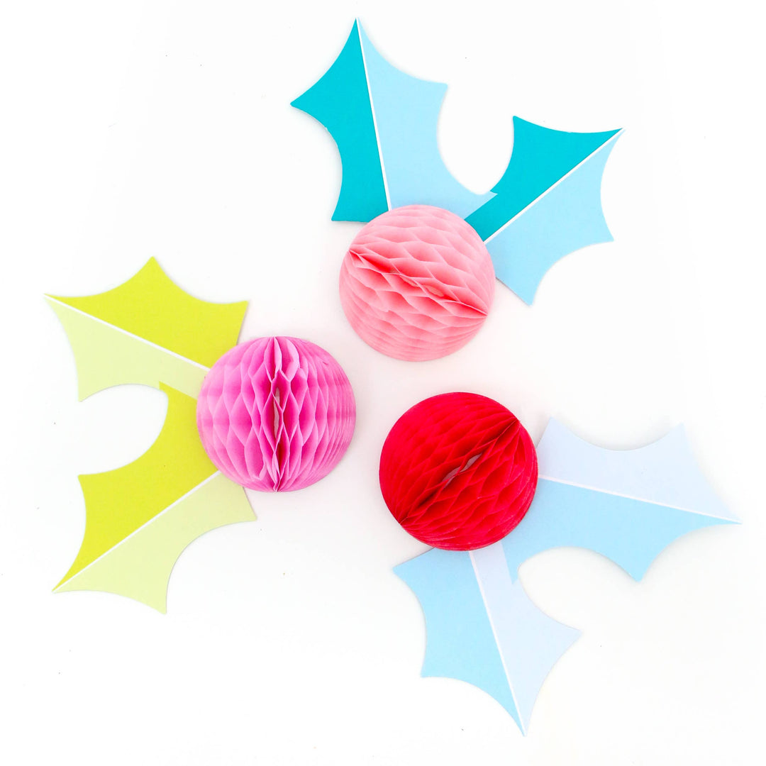 Christmas Holly honeycomb gift topper set - Victoria's Toy Station