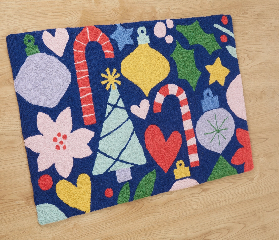 HOLIDAY ICONS HOOK RUG - Victoria's Toy Station