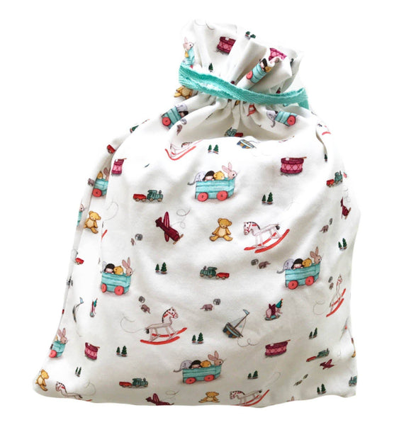 Belle & Boo Ltd - Hooded Towel & Drawstring Bag